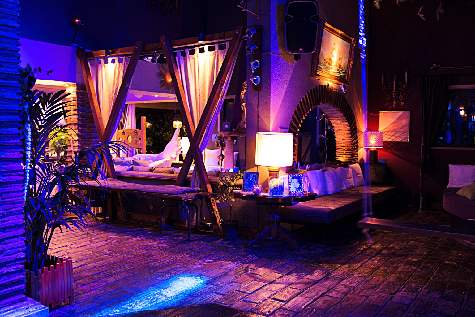 Flirt Swingers Club - Swinger Club in Roma, Italy