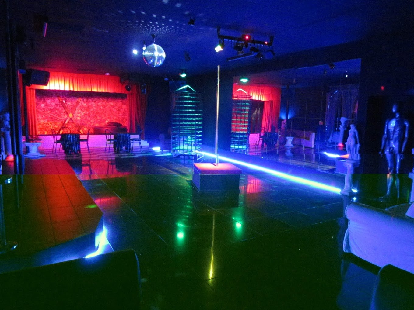 New Armony Club - Swinger Club in Roma, Italy