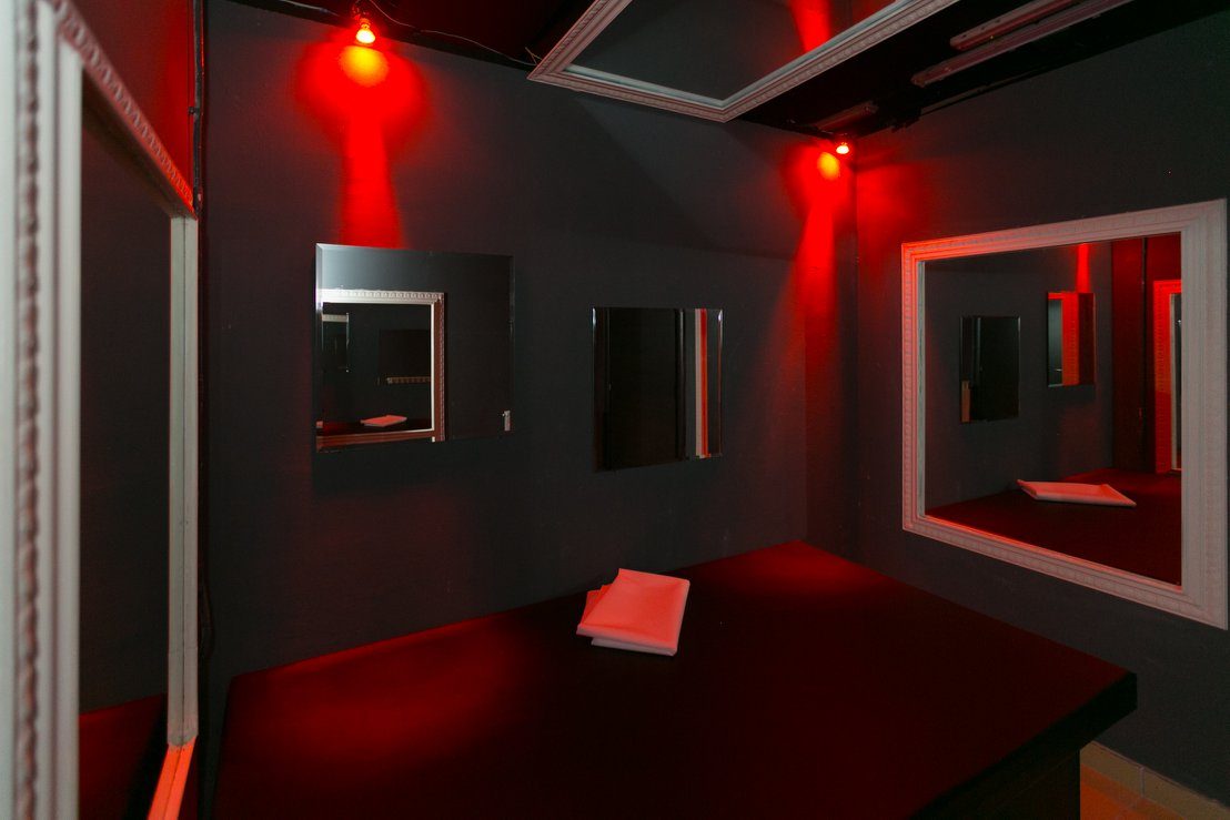 One Deluxe Spa - Swinger Club in Roma, Italy