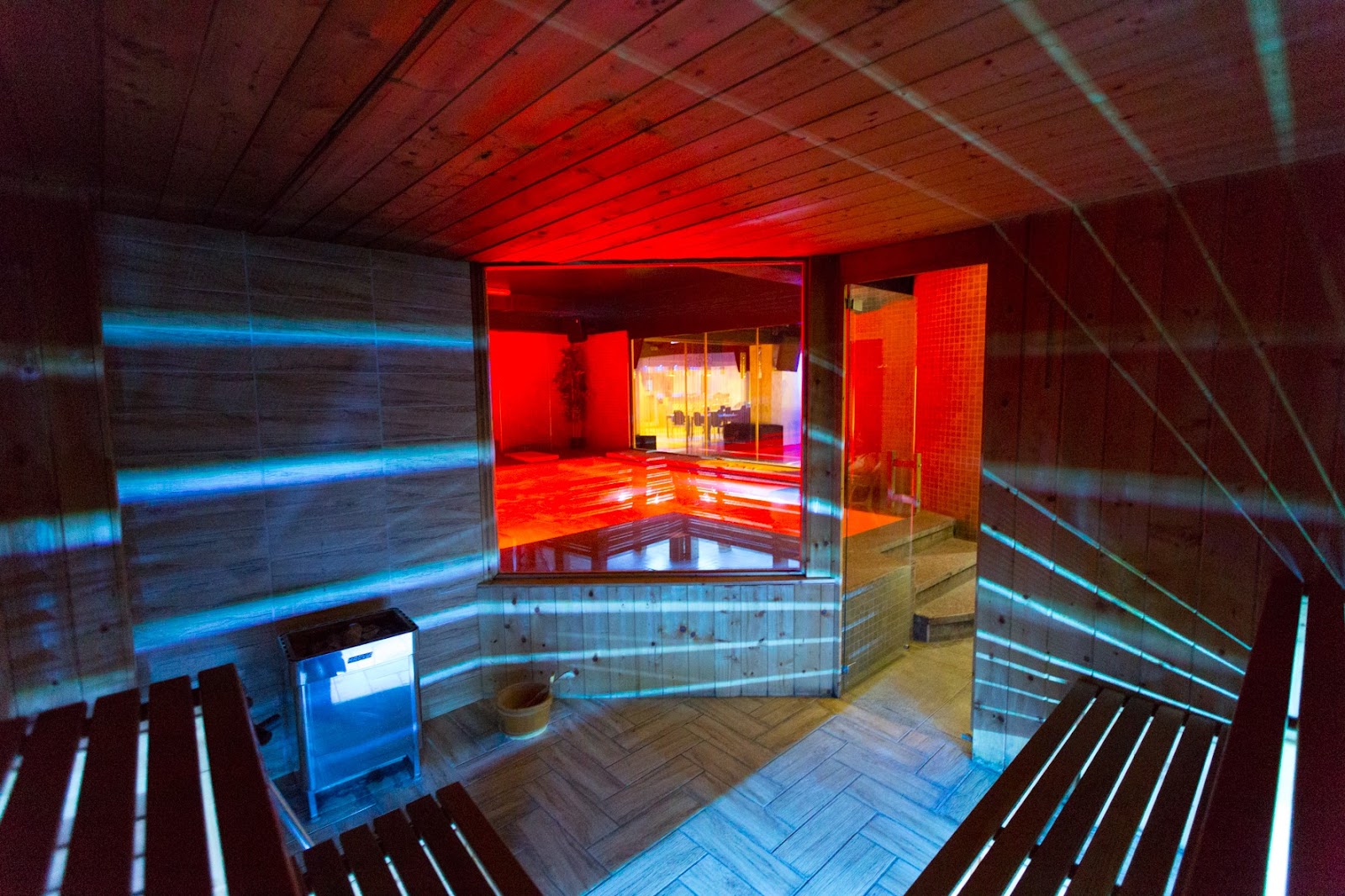 One Deluxe Spa - Swinger Club in Roma, Italy