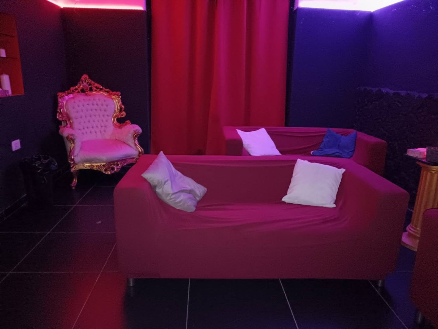 Paprika Club - Swinger Club in Roma, Italy