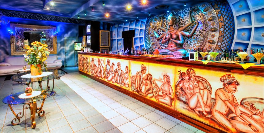 Nirvana Private Club - Nightclub in San Benedetto Del Tronto, Italy