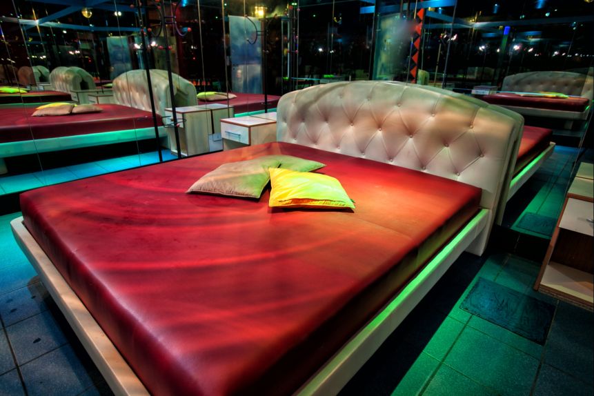 Nirvana Private Club - Nightclub in San Benedetto Del Tronto, Italy