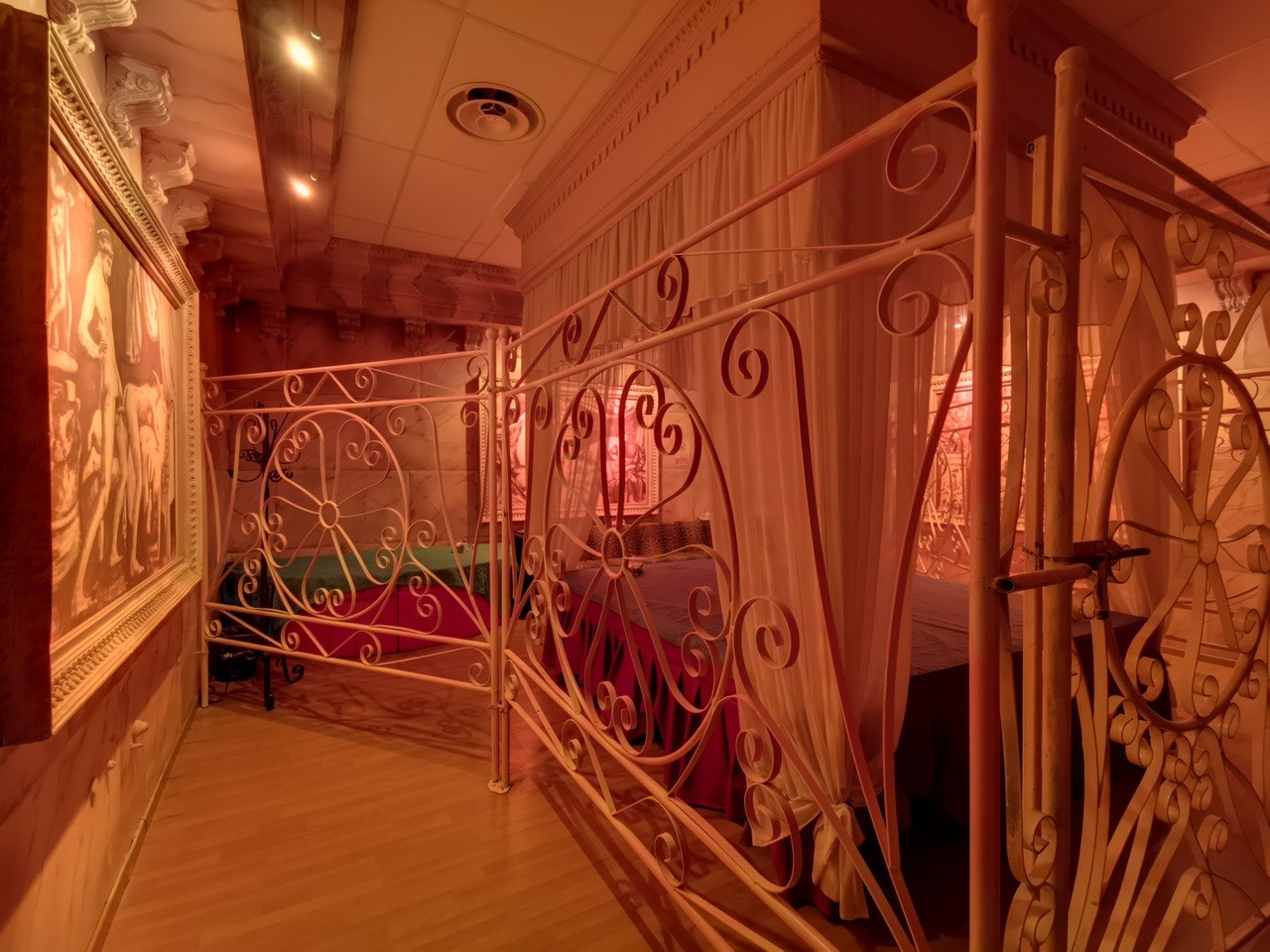 Nirvana Private Club - Nightclub in San Benedetto Del Tronto, Italy