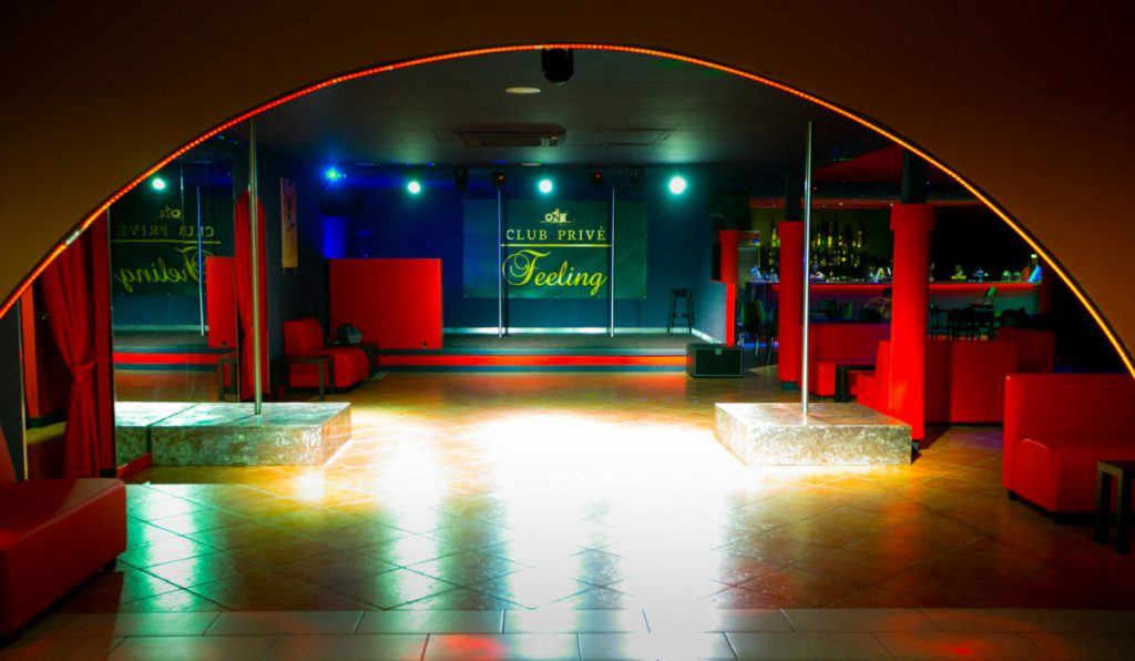 Club Privè Salerno One Feeling - Nightclub in San Cipriano Picentino, Italy