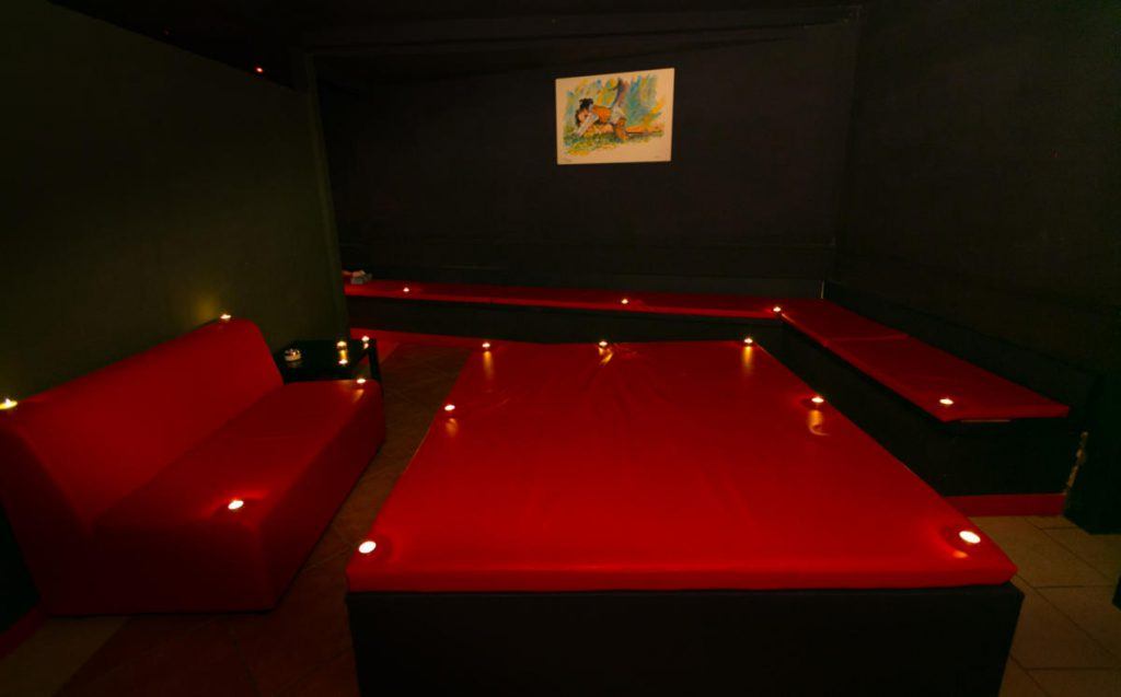 Club Privè Salerno One Feeling - Nightclub in San Cipriano Picentino, Italy