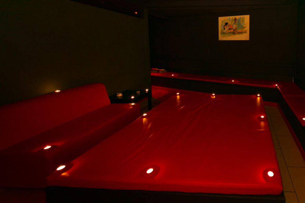 Club Privè Salerno One Feeling - Nightclub in San Cipriano Picentino, Italy