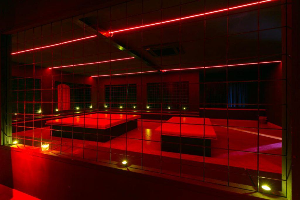 Club Privè Salerno One Feeling - Nightclub in San Cipriano Picentino, Italy