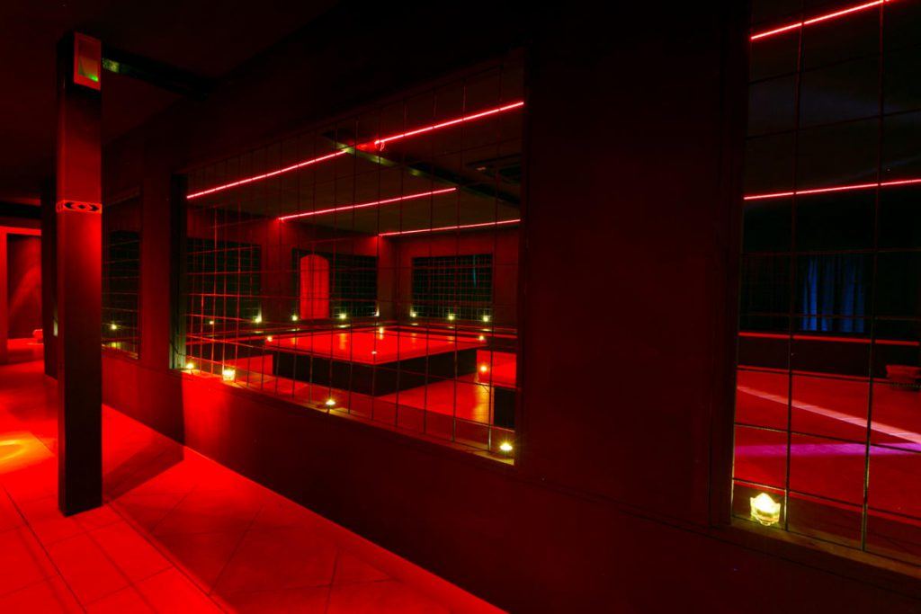 Club Privè Salerno One Feeling - Nightclub in San Cipriano Picentino, Italy