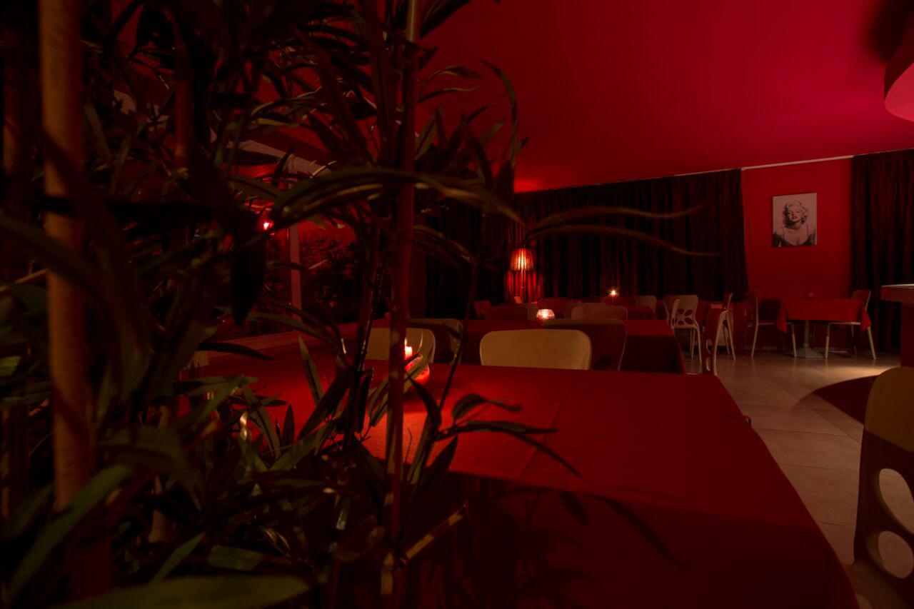 Tacco 12 Club Prive Puglia Brindisi - Nightclub in San Pietro Vernotico, Italy