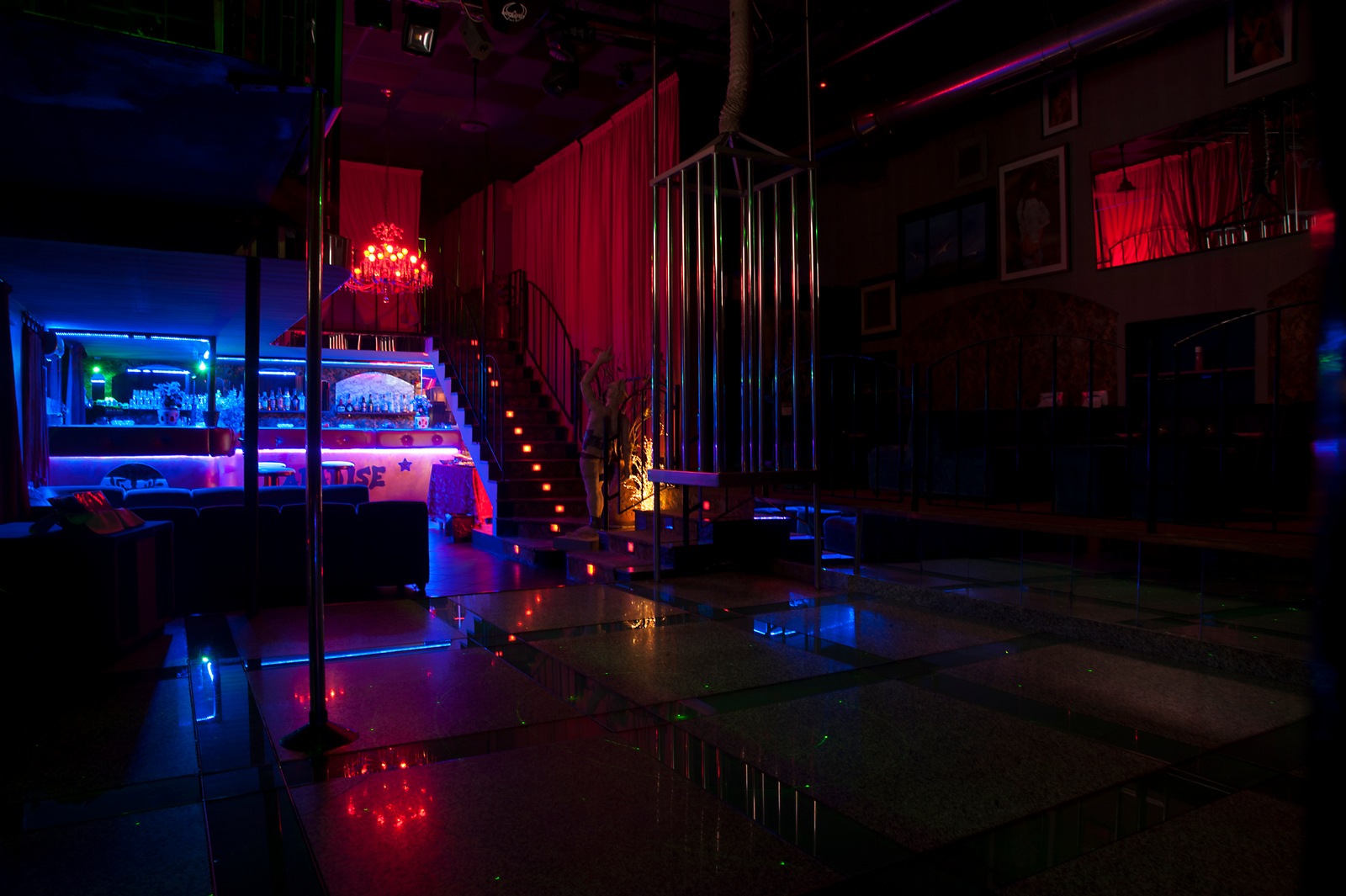 Paradise Club Prive - Swinger Club in Sanremo, Italy