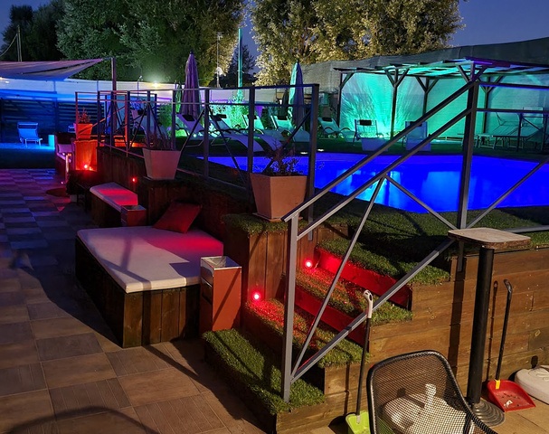 Club Prive Roma "Newluna Club Privè" - Swinger Club in Tenuta Santa Colomba, Italy
