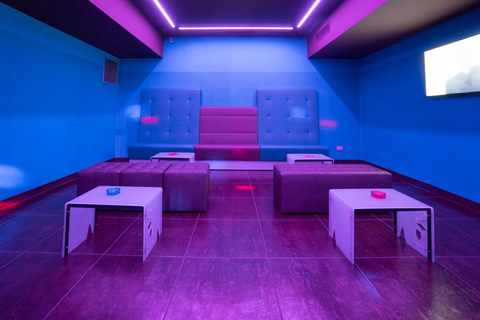 Crazy Love Night Club - Nightclub in Torino, Italy