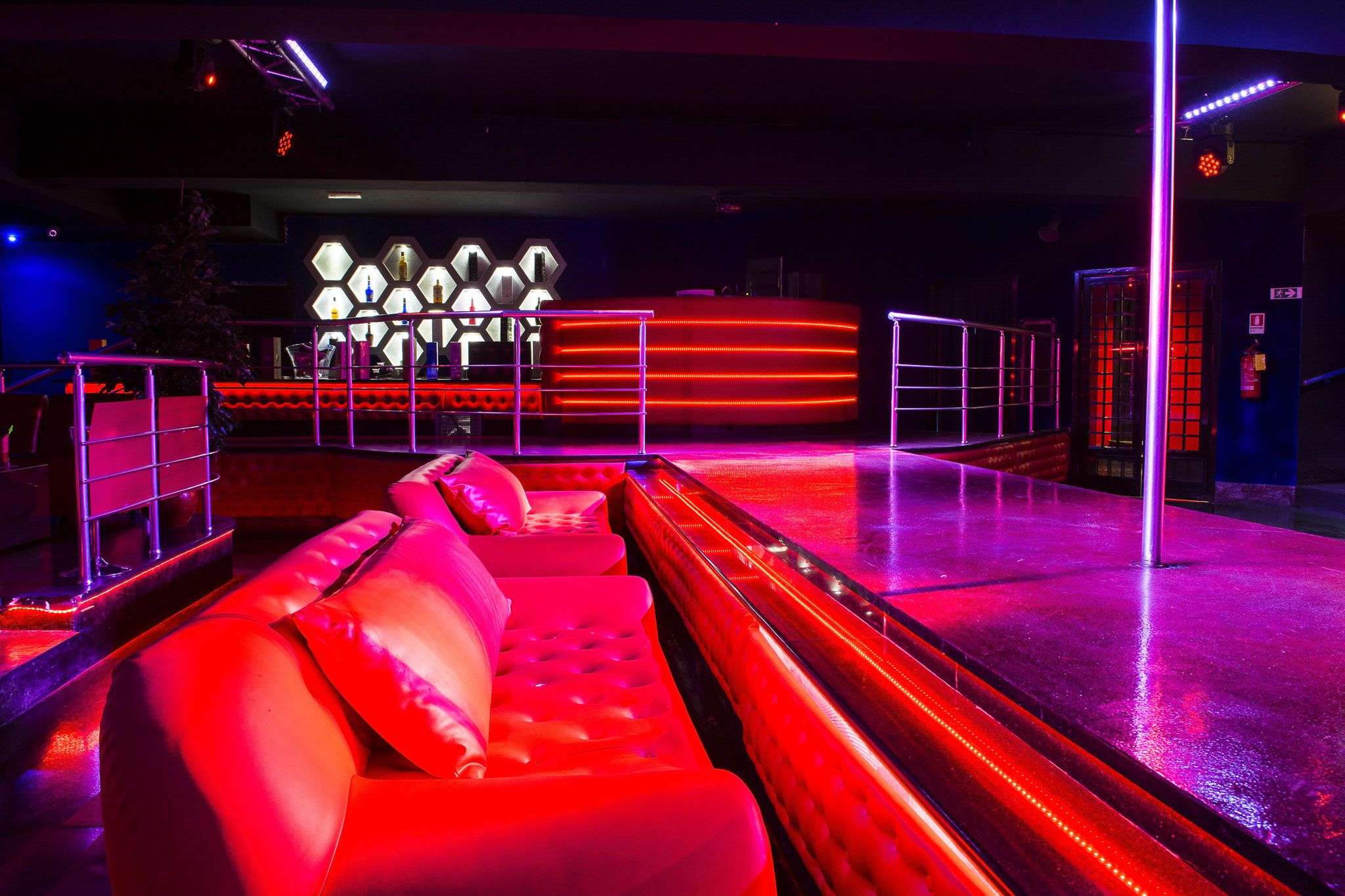  Night Club Babilonia - Nightclub in Torino, Italy