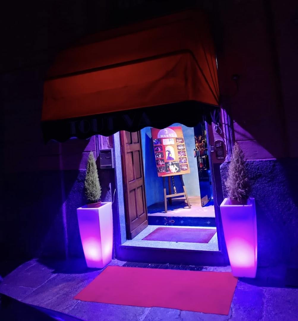 Tout Va La Nuit - Nightclub in Torino, Italy