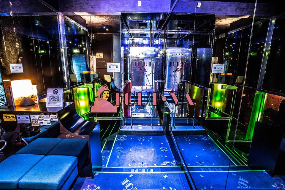 Tout Va La Nuit - Nightclub in Torino, Italy