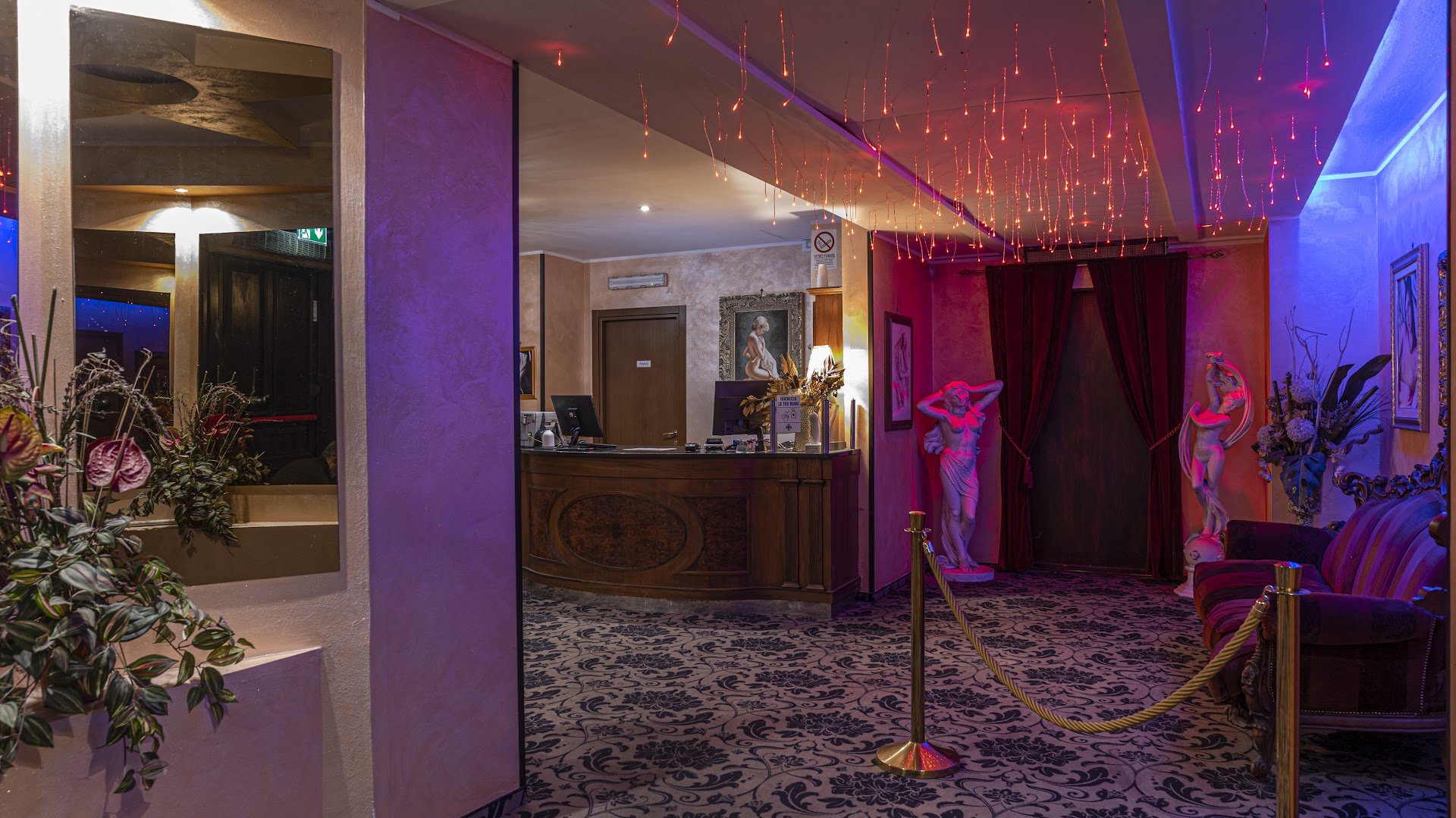 Hollywood Club Prive Torino - Swinger Club in Torino, Italy