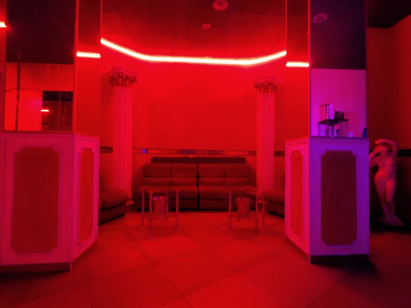 Monella Club Prive - Swinger Club in Torino, Italy