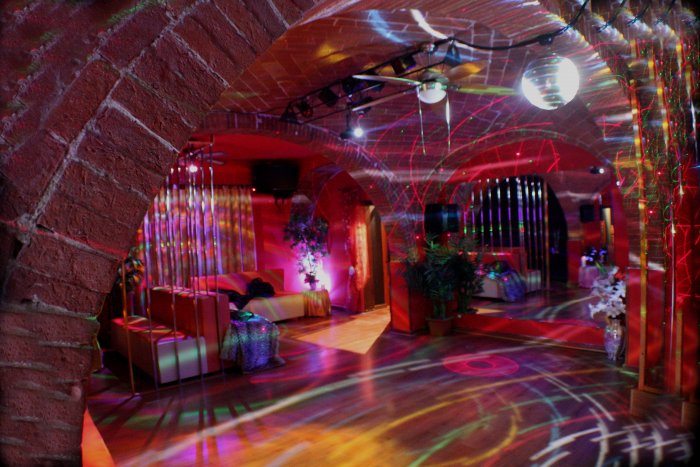 Club Al Chiaro Di Luna - Swinger Club in Toscana, Italy
