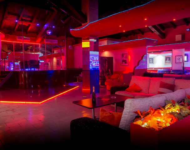 New Anastasia Night Club - Nightclub in Vinzaglio, Italy