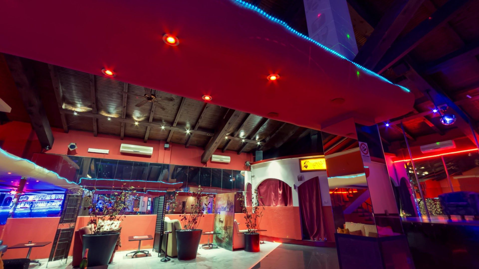 New Anastasia Night Club - Nightclub in Vinzaglio, Italy