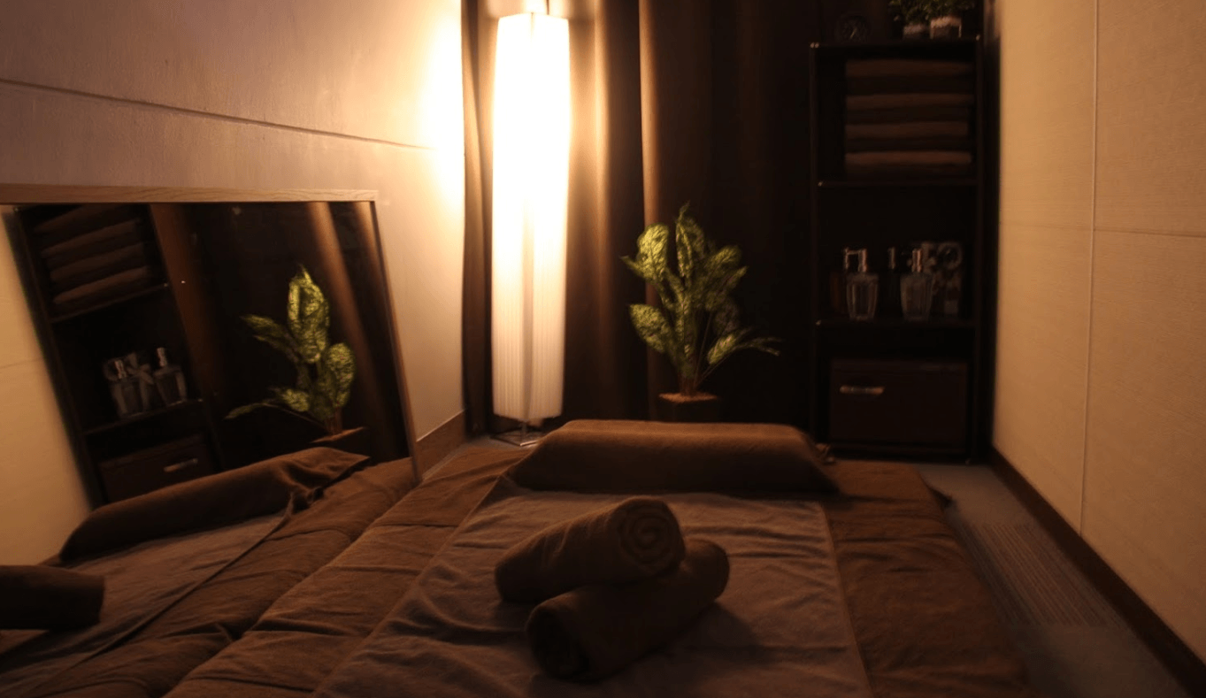 Akihabara aroma Legend - Erotic Massage in Chiyoda Ku, Japan