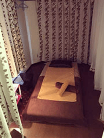 Himawari - Erotic Massage in Fuch Shi, Japan
