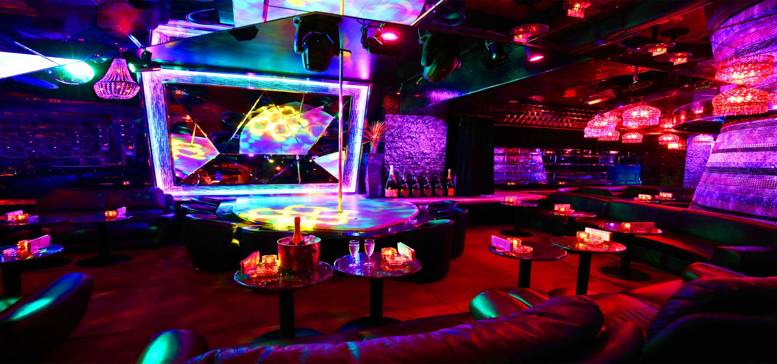 Seventh Heaven - Nightclub in Minato Ku, Japan