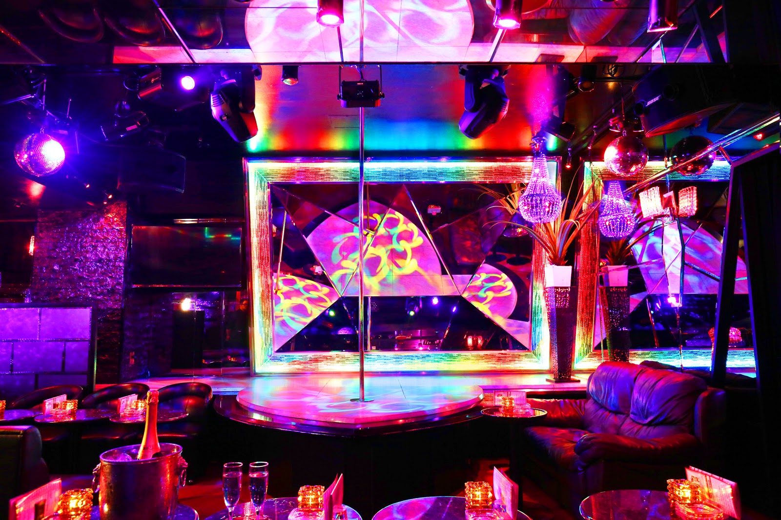 Seventh Heaven - Nightclub in Minato Ku, Japan