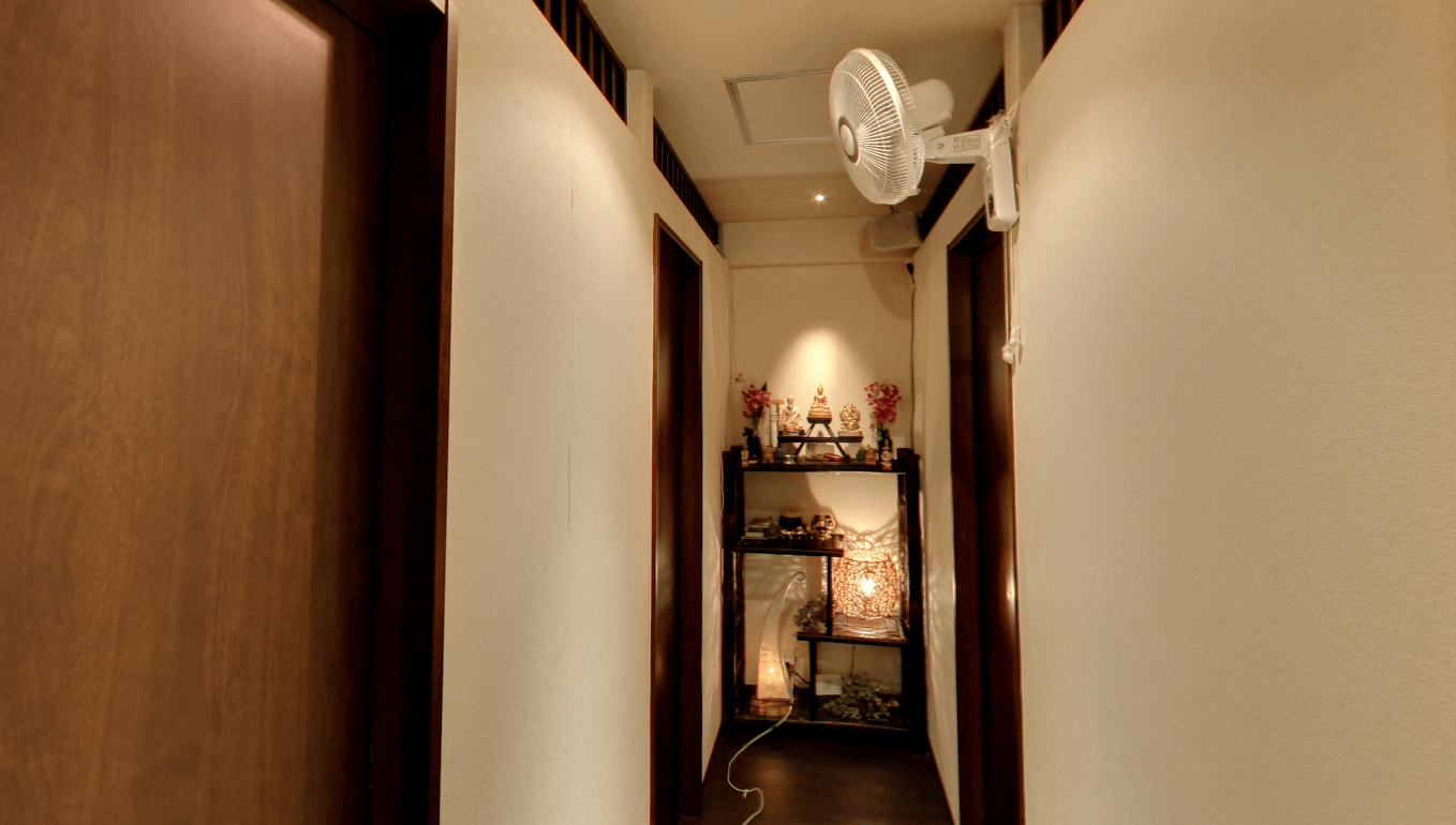Asian Feeling - Erotic Massage in Shinjuku, Japan