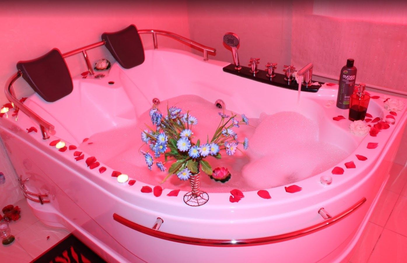 Massage Salon Aura - Erotic Massage in Almaty, Kazakhstan