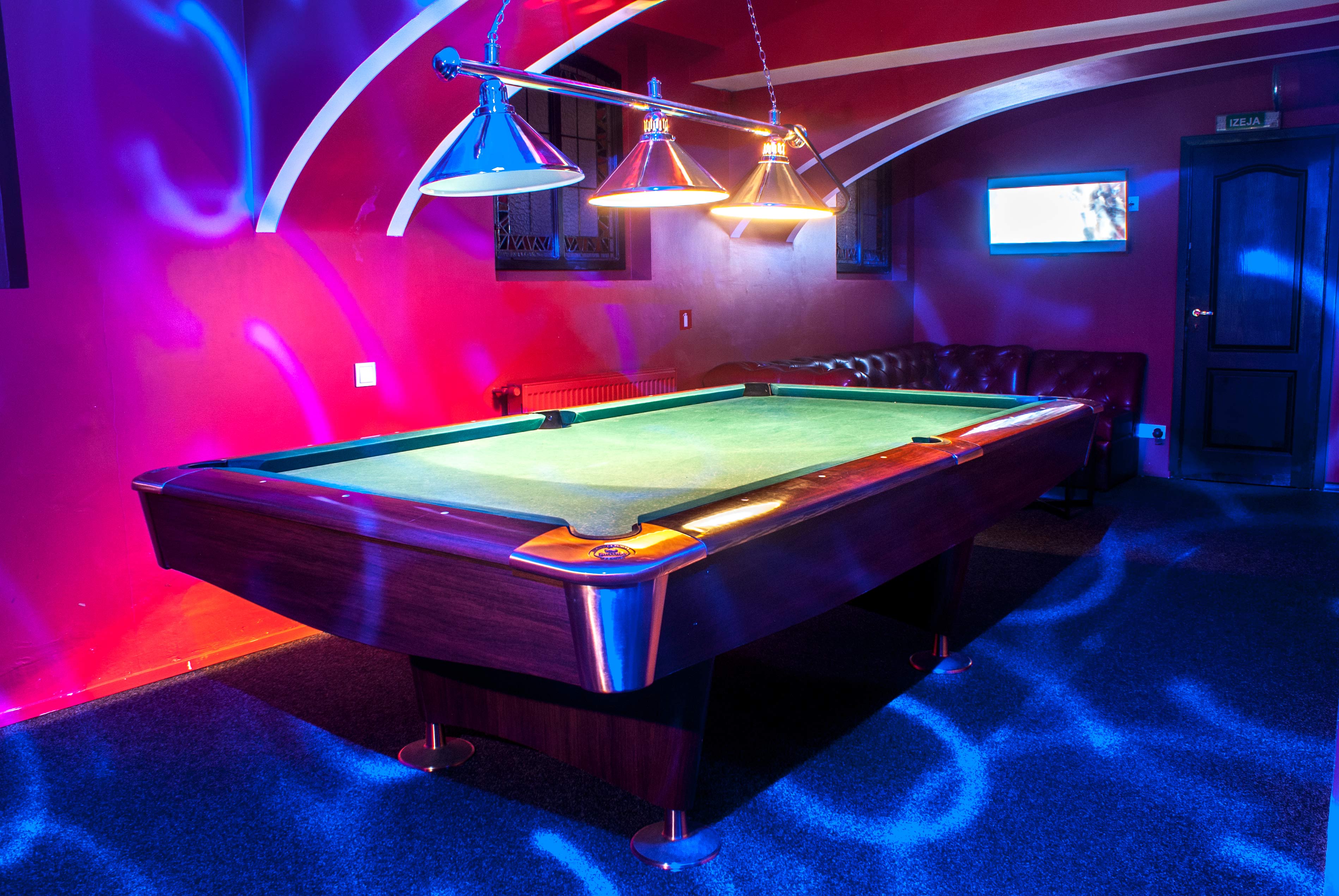 Royal Riga`s Finest - Gentlemen`s Club - Nightclub in R Ga, Latvia