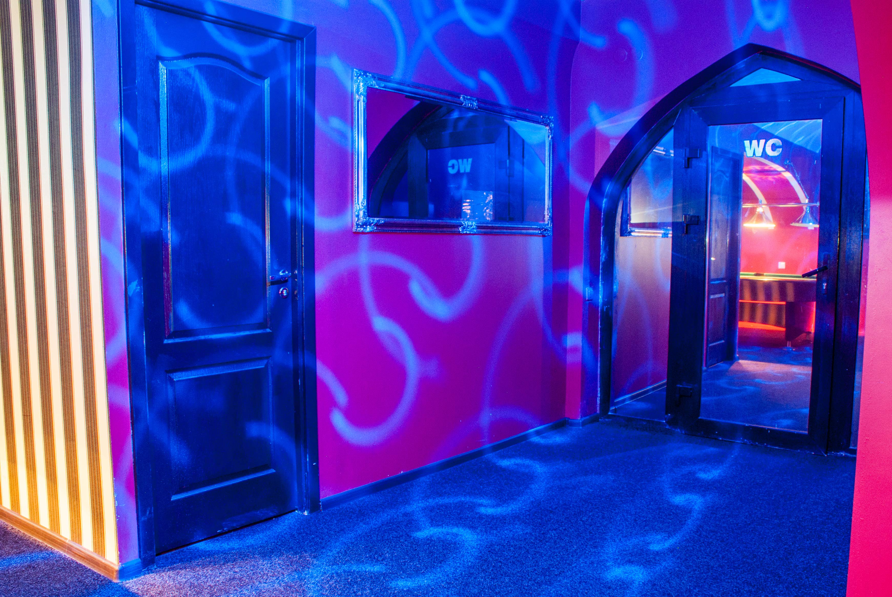 Royal Riga`s Finest - Gentlemen`s Club - Nightclub in R Ga, Latvia