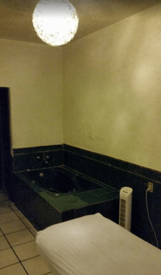 Estetica Masculina Cassandra - Erotic Massage in Guadalajara, Mexico