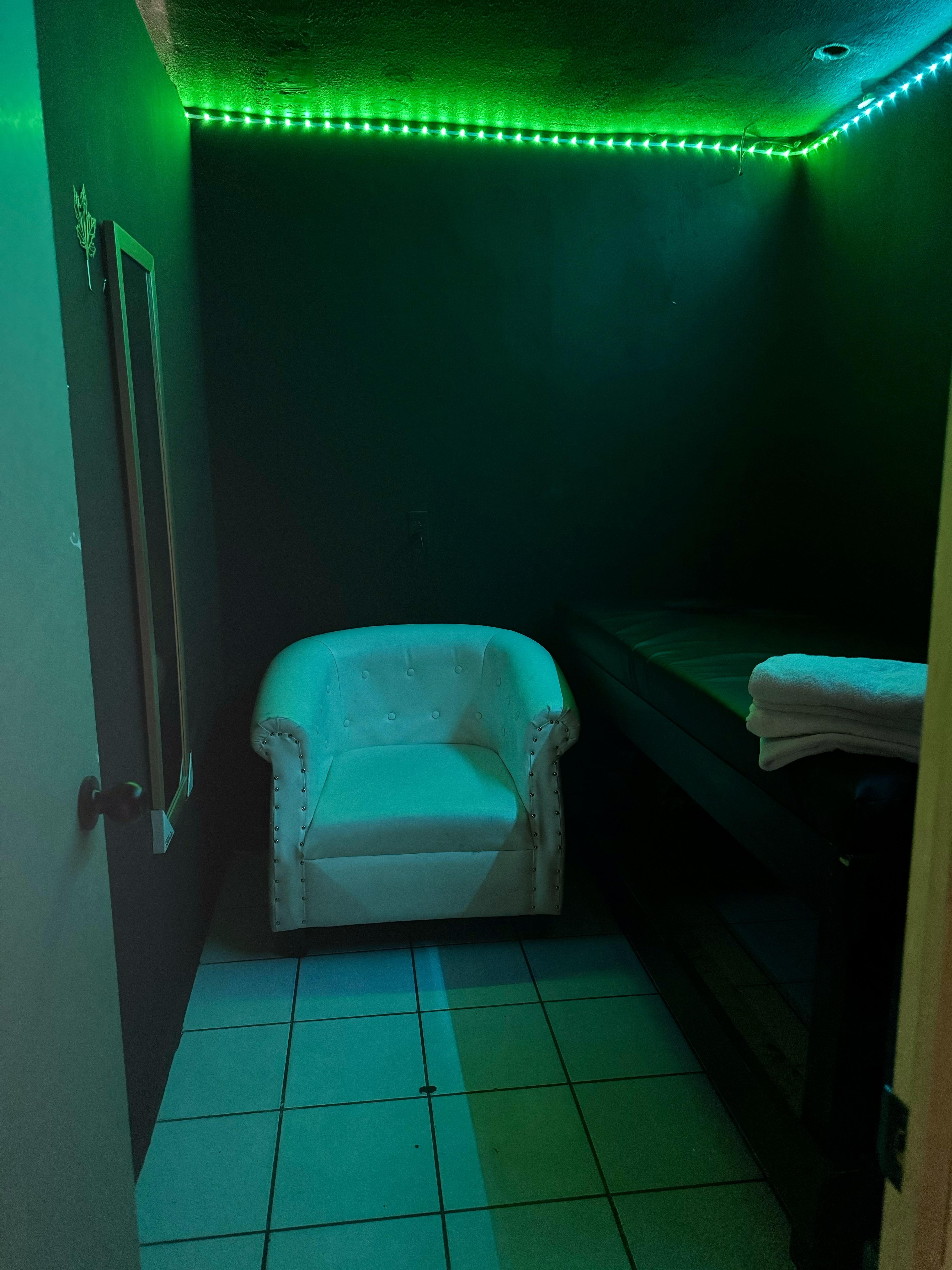Masajes Atenea - Erotic Massage in Juarez, Mexico