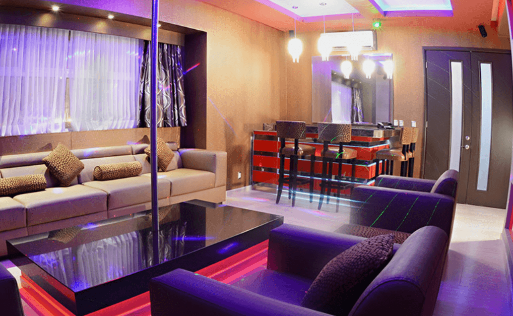Hong Kong Gentlemen’s Club - Nightclub in Tijuana, Mexico