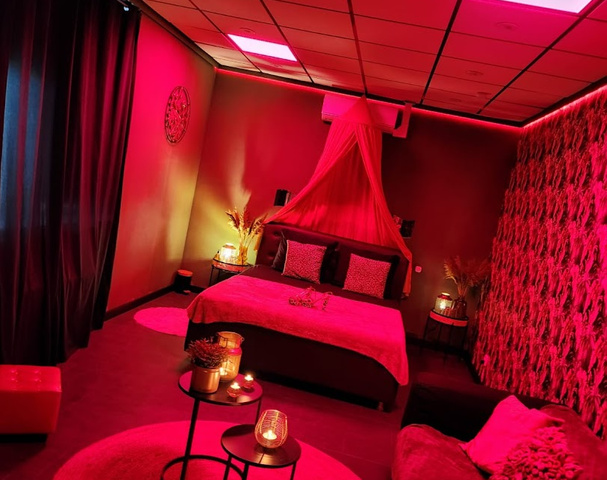 Multimassage Almere - Erotic Massage in Almere, Netherlands