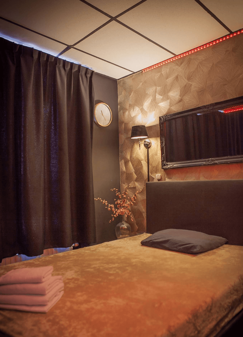 Multimassage Almere - Erotic Massage in Almere, Netherlands