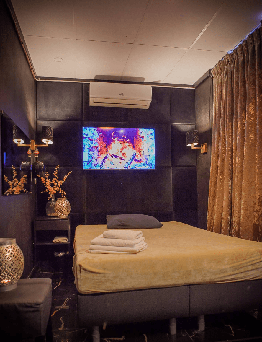 Multimassage Almere - Erotic Massage in Almere, Netherlands