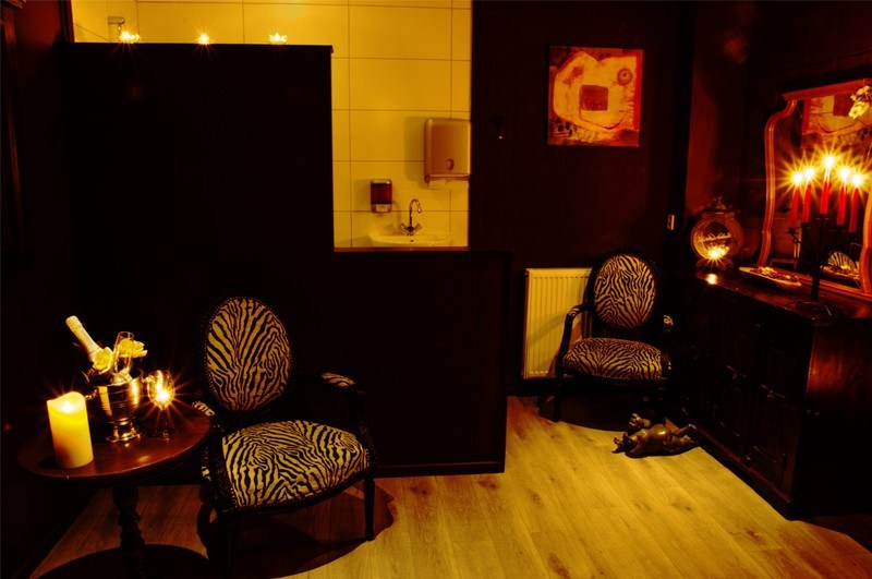 Salon261 - Brothel in Alphen Aan Den Rijn, Netherlands