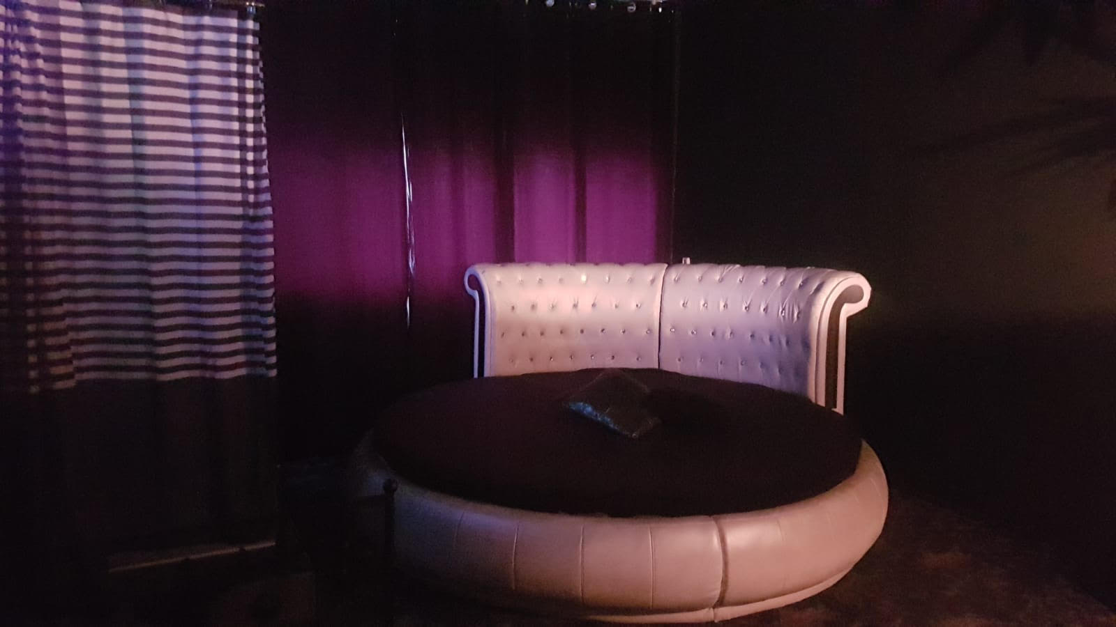 Erotische Massage Studio Monaco - Erotic Massage in Amstelveen, Netherlands