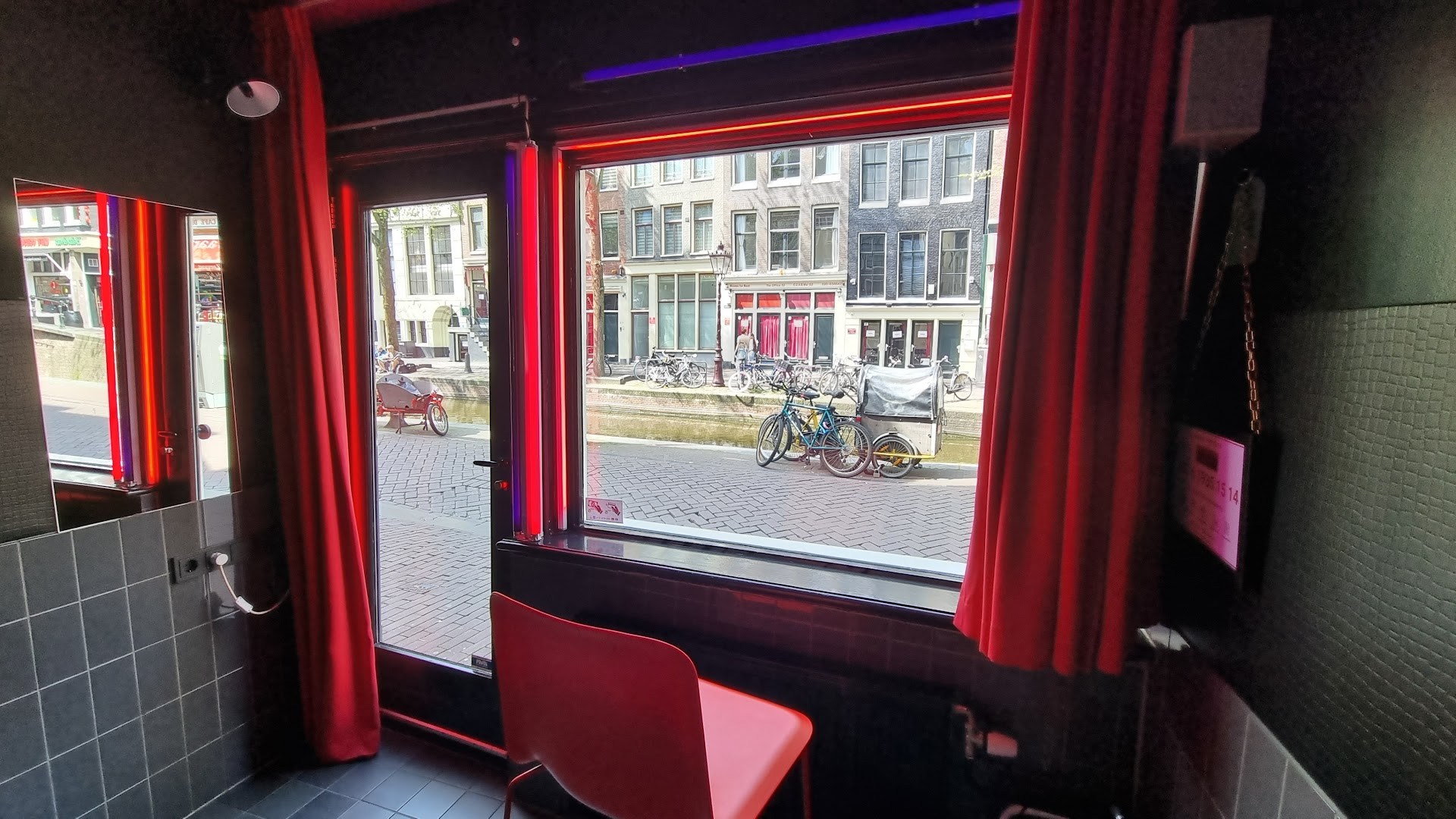 Red Light Office Boomsteeg - Brothel in Amsterdam, Netherlands