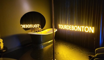 Bon Ton Stripclub Amsterdam - Nightclub in Amsterdam, Netherlands