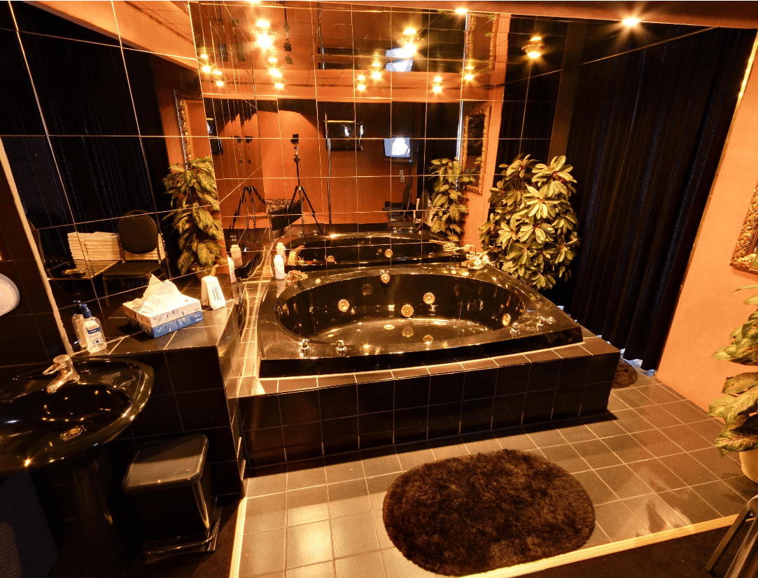 Sexclub Golden Key - Nightclub in Amsterdam, Netherlands