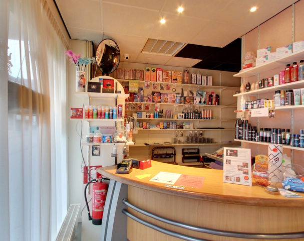 Tutti Frutti Shop - Swinger Club in Apeldoorn, Netherlands