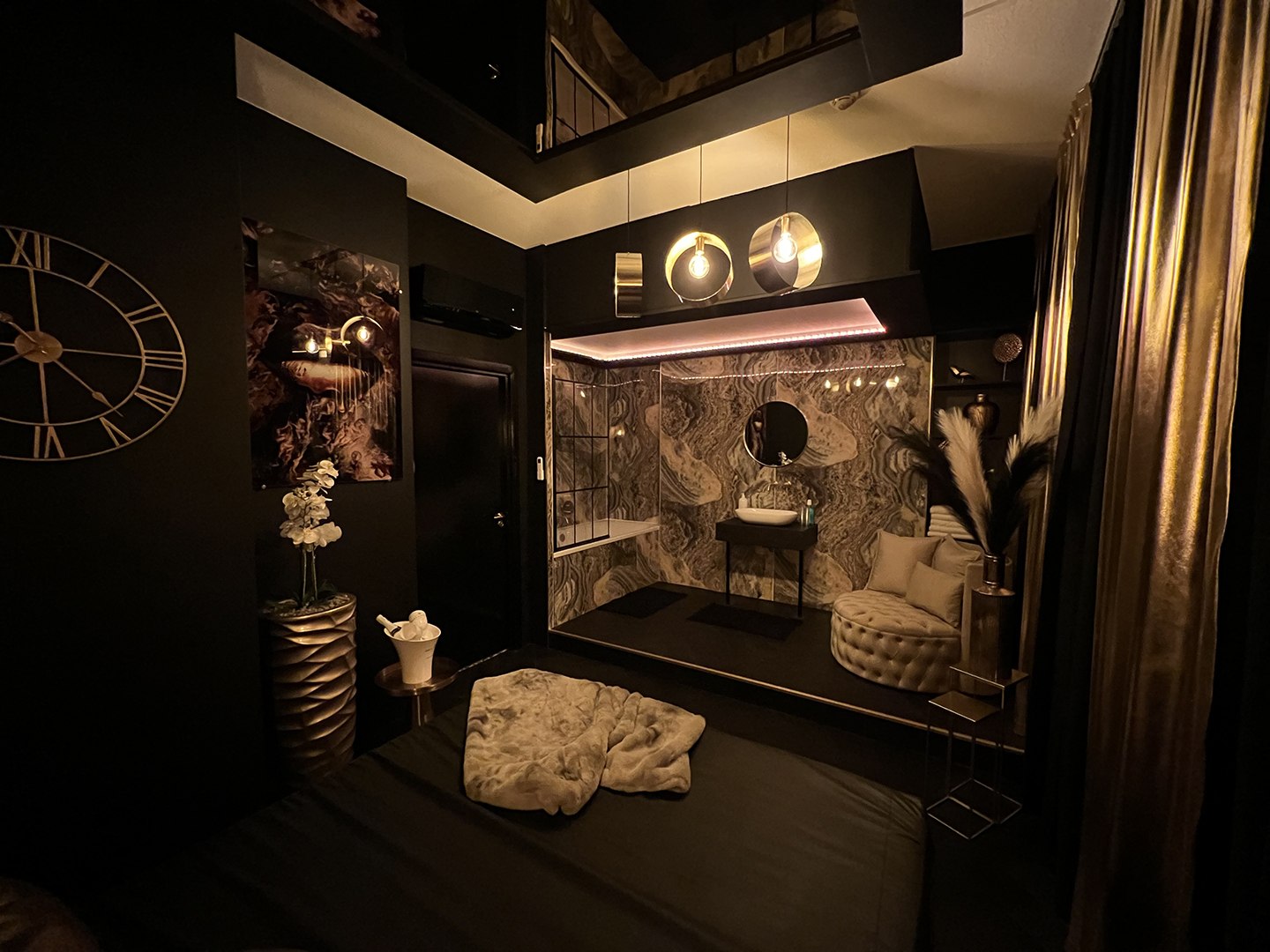 Privehuis Dreamgirls - Brothel in Bergen Op Zoom, Netherlands