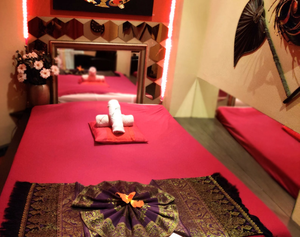 Dara Thai Massage - Erotic Massage in Den Haag, Netherlands