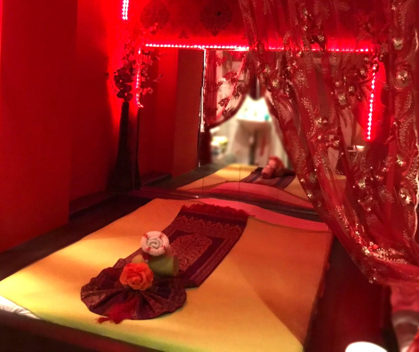 Dara Thai Massage - Erotic Massage in Den Haag, Netherlands