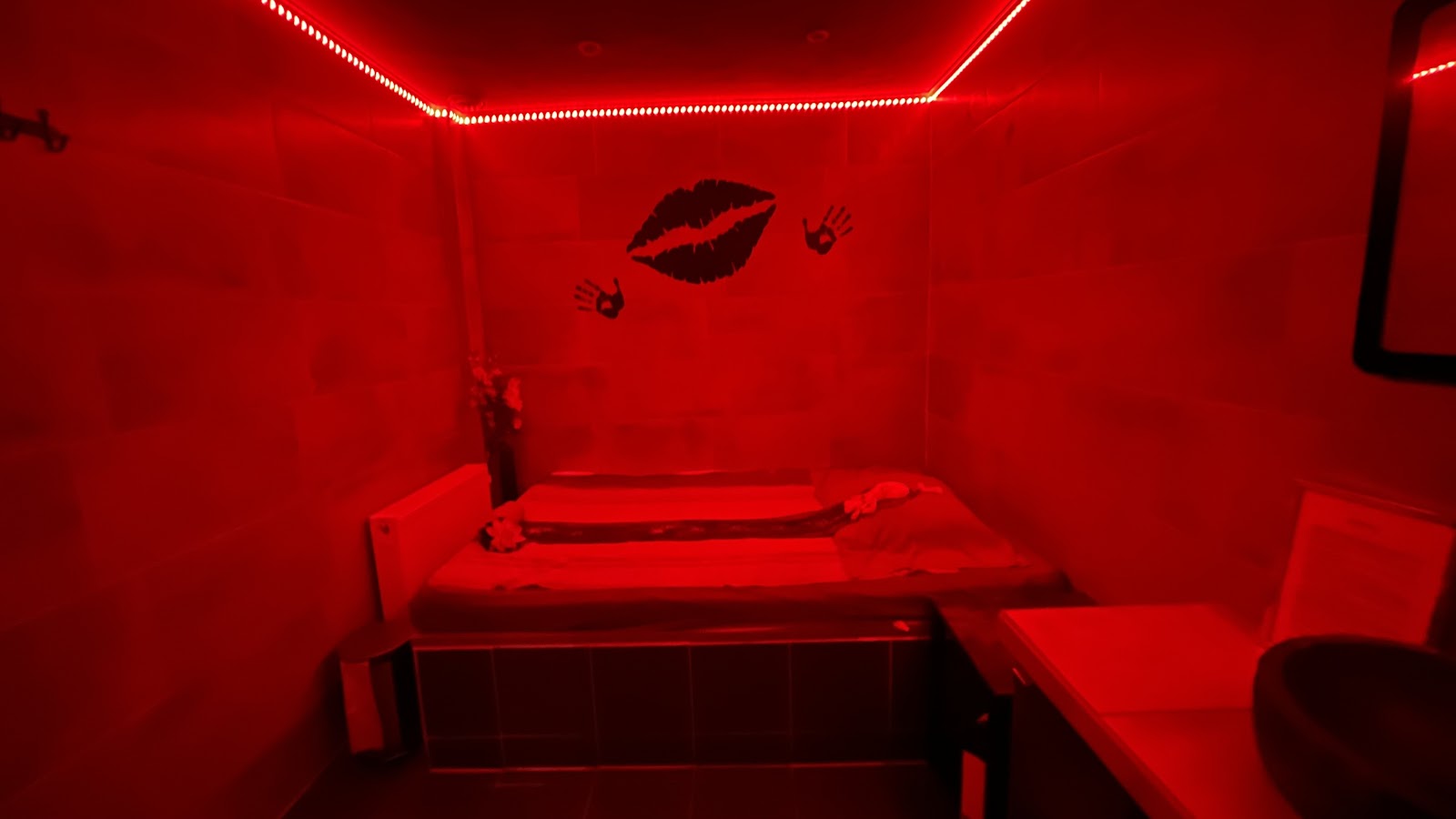 Daw Rung Thaimassage - Erotic Massage in Den Haag, Netherlands