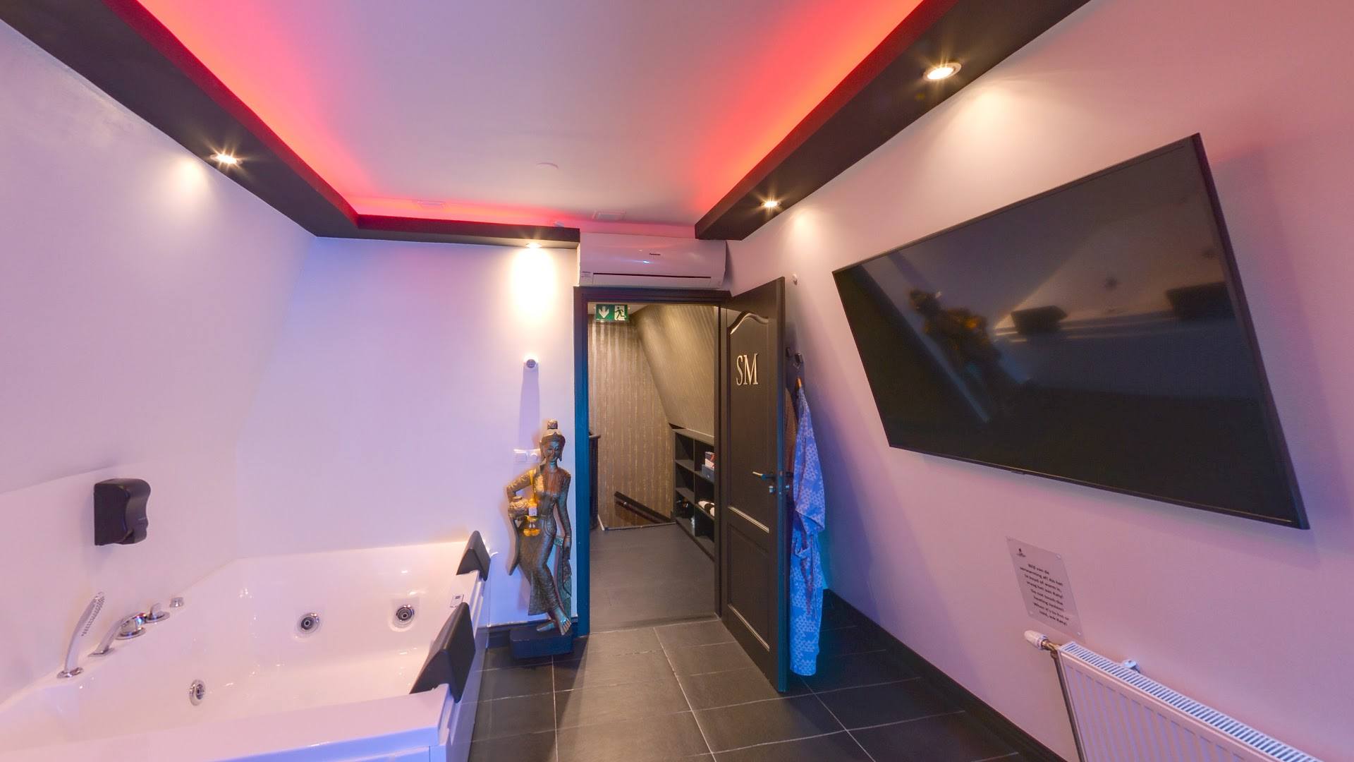 Katy's Secret - Erotic Massage in Den Haag, Netherlands